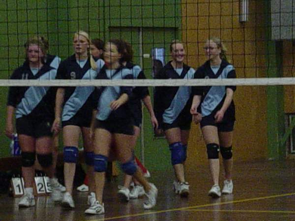 Klinkende overwinning meisjes B1 Dinto
