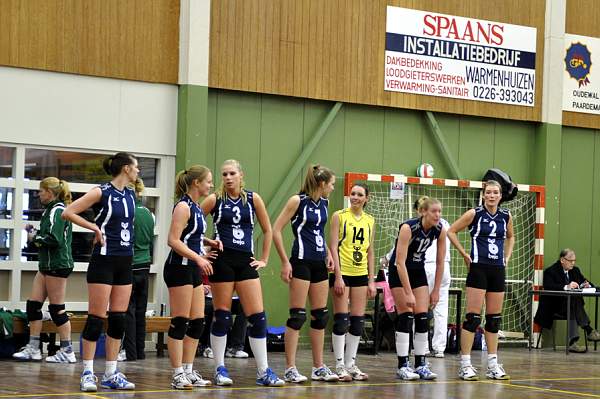 Dinto vrouwen verslaan Dio- Oosterwolde 