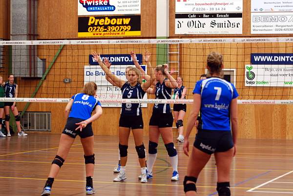 Scheidsrechter gooit roet in het eten bij Bejo/Dinto