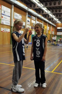 Even de gele en rode kaart bekijken