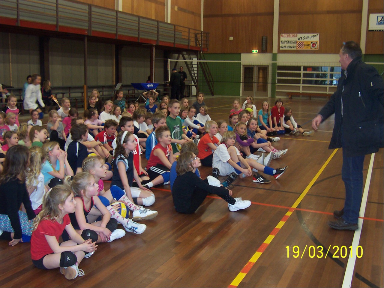 Gediplomeerde jeugdtrainers in het zonnetje gezet