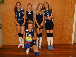 Dinto 2: Lieke, Renske, Ruby (gaat niet mee) Daphne en Lois