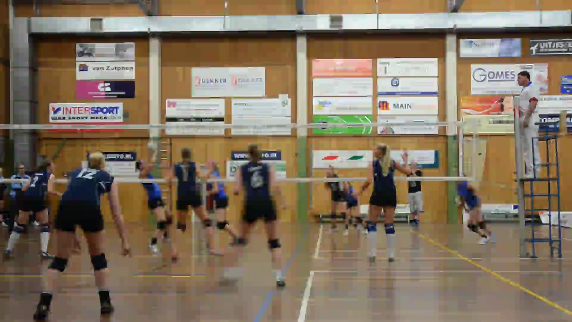 Zware strijd voor Dintovrouwen in eerste seizoenstreffen