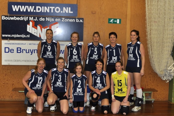 Jamilla met dames 2