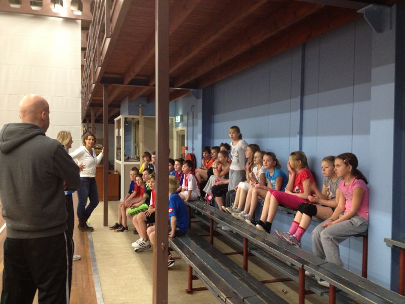 Training voor het scholentoernooi