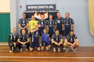 Sara de Waal met de mannen