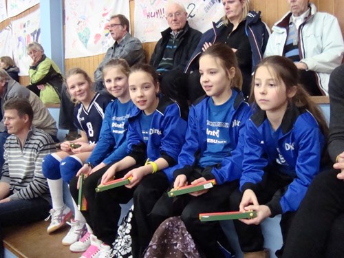 Supersupporters Dinto 9