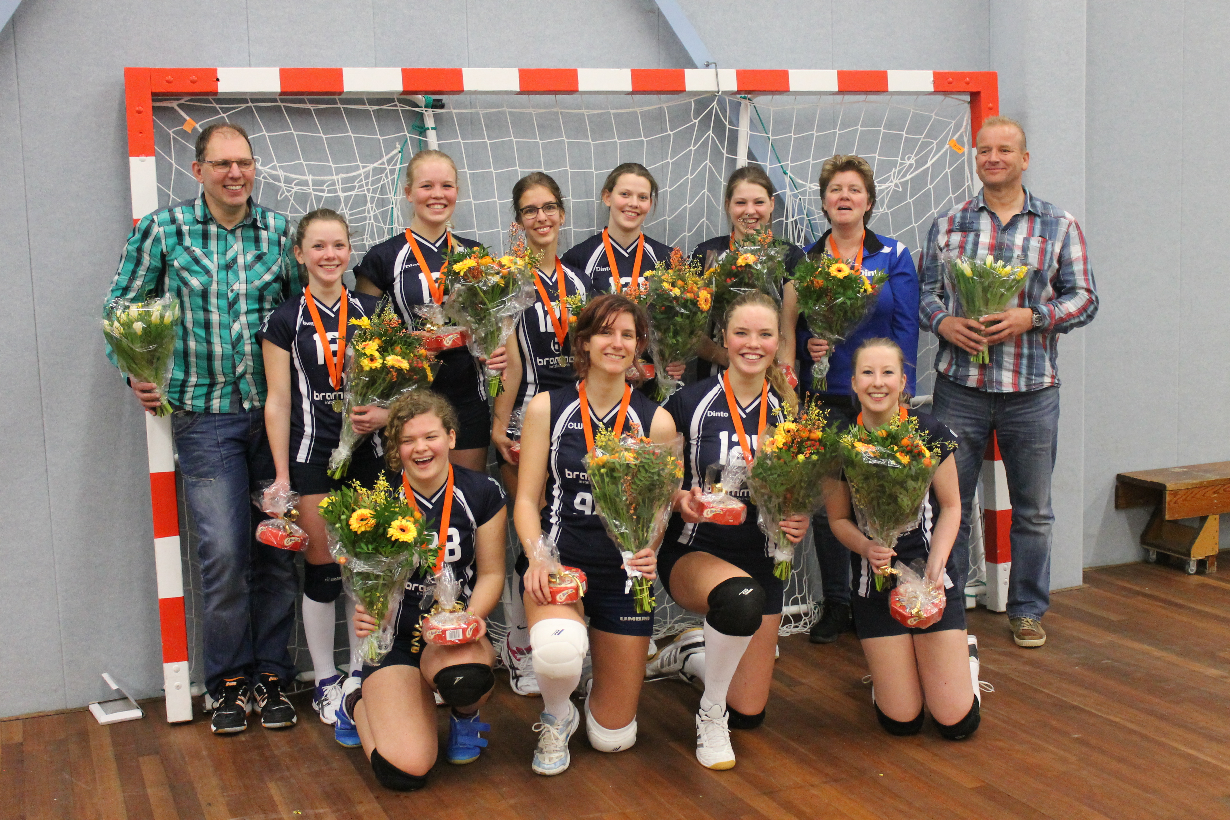 Meiden B4 kampioen in de 2e klasse jeugd