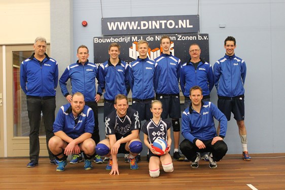 Noëlle met de Dinto mannen