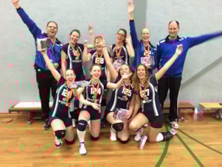 De meiden met trainers Ton en Co