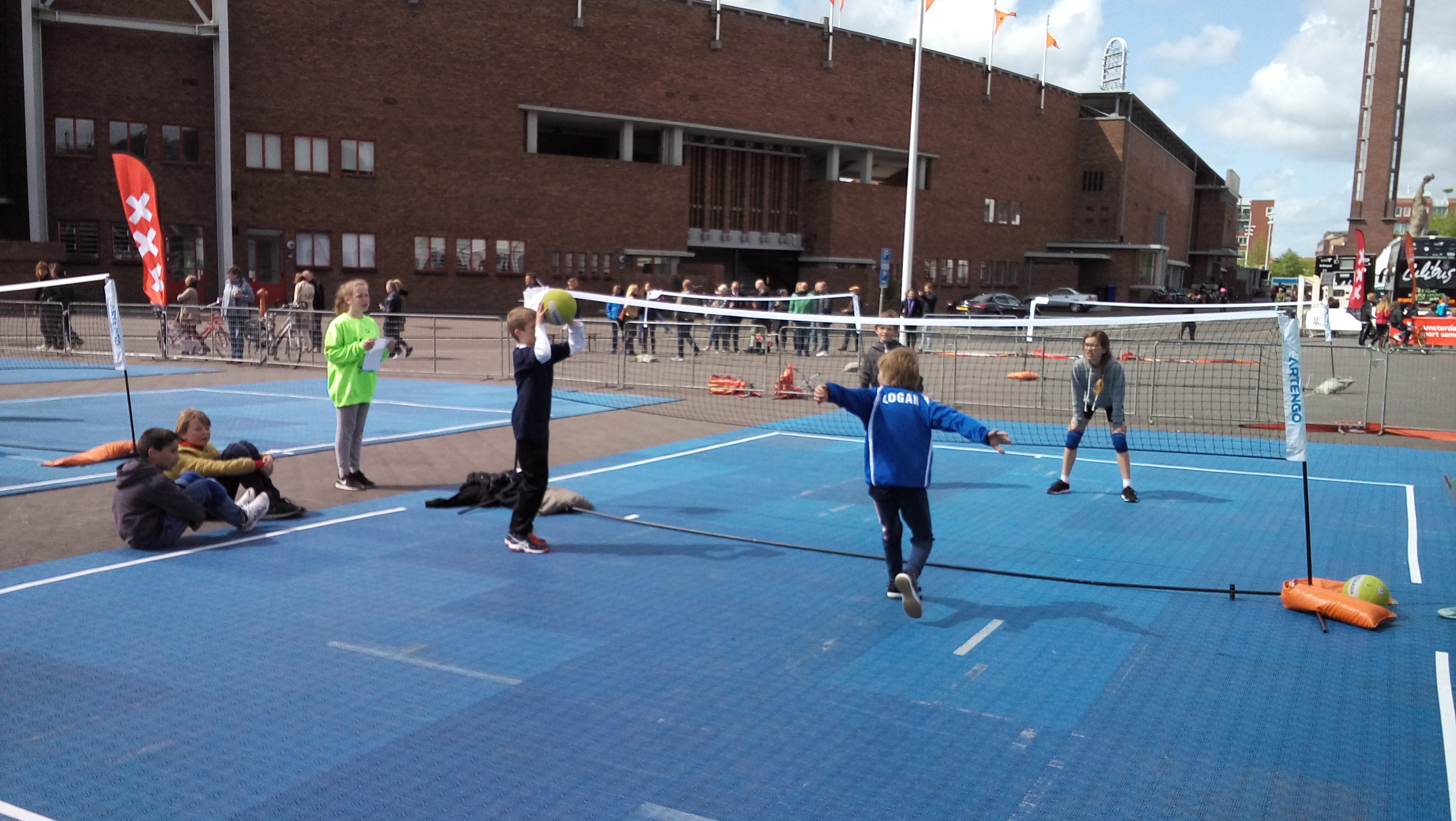 Logan en Sten naar NK Smashbal!