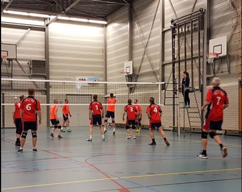 Jorunn in actie bij het examen VS2