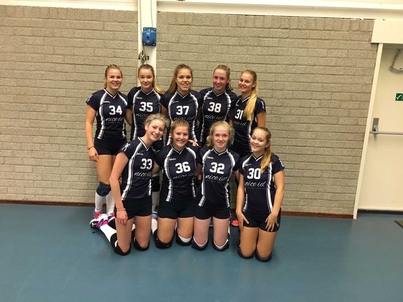 Dinto MB1 naar finale bekercompetitie