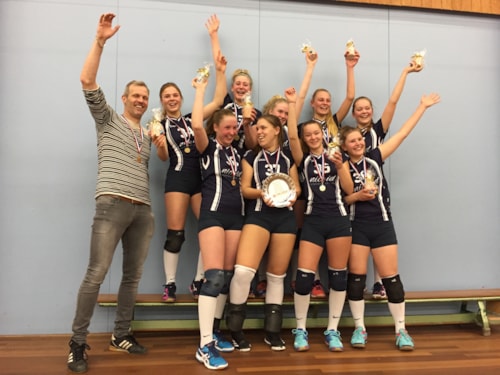 2018-03-31 MB kampioen