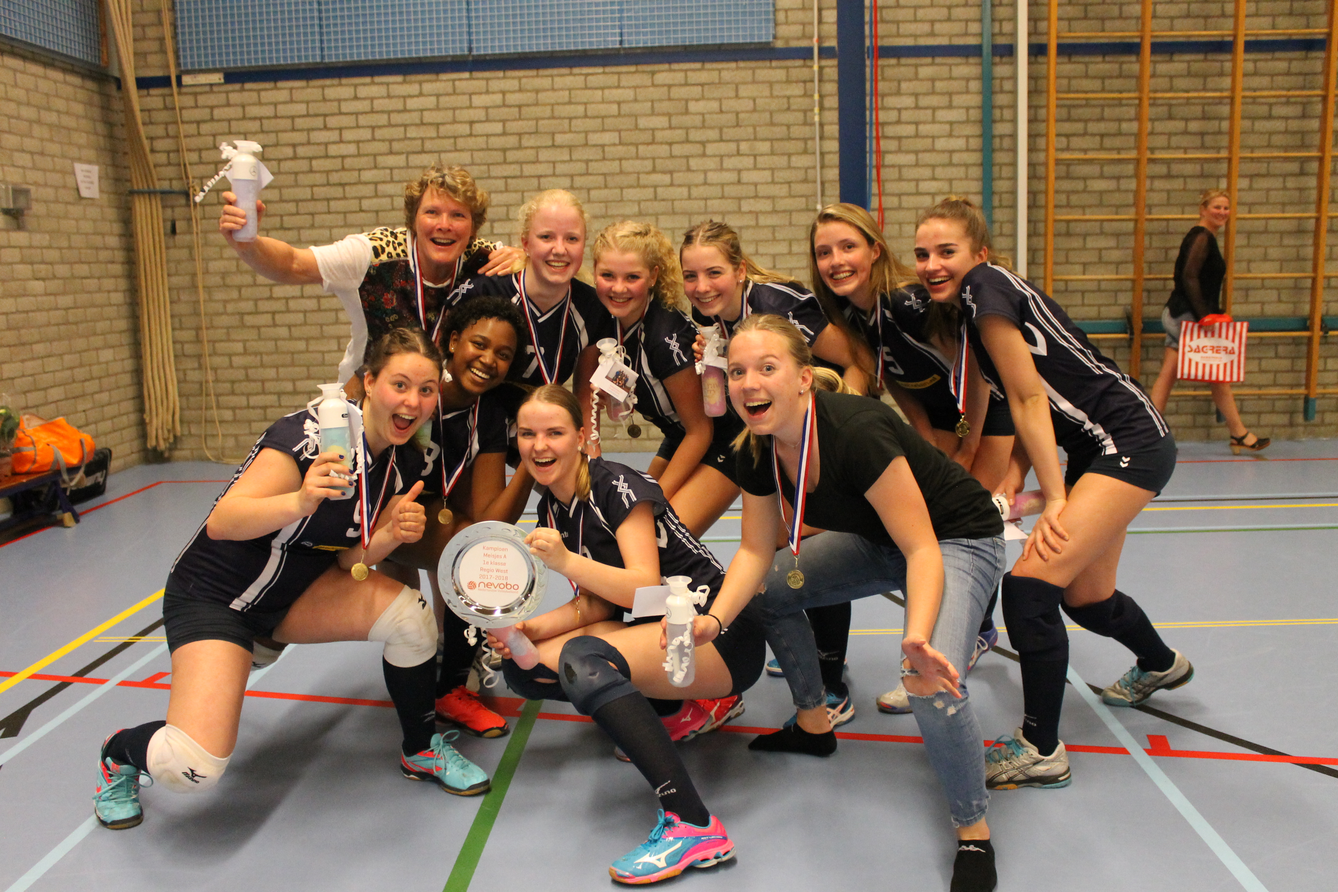 Meiden A2 op overtuigende wijze kampioen 1e klasse A