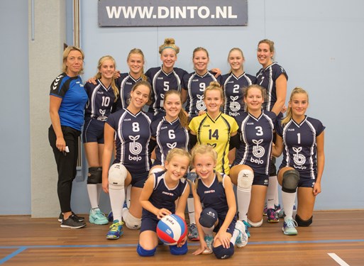 Puck en Bente met dames 1