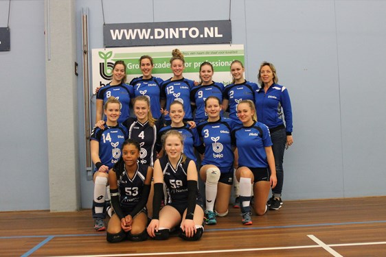 Sayeda met Dames 1