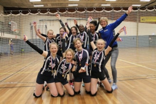 Het kampioensteam met coach Inge IMG_4991