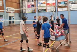 Dinto JA  trainen onder leiding van Bert Goedkoop