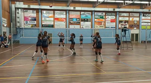 Meisjes B2 wint van meisjes B1