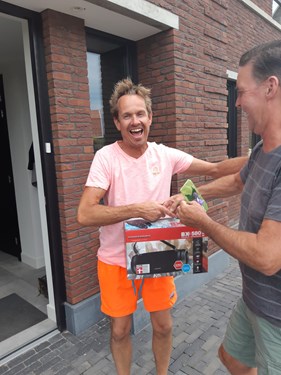 7E6472CD-8A16-45C3-BE14-4A197E600F93