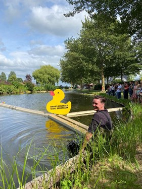 5414D99E-7323-4498-8CF4-DF1BBB4C95F2