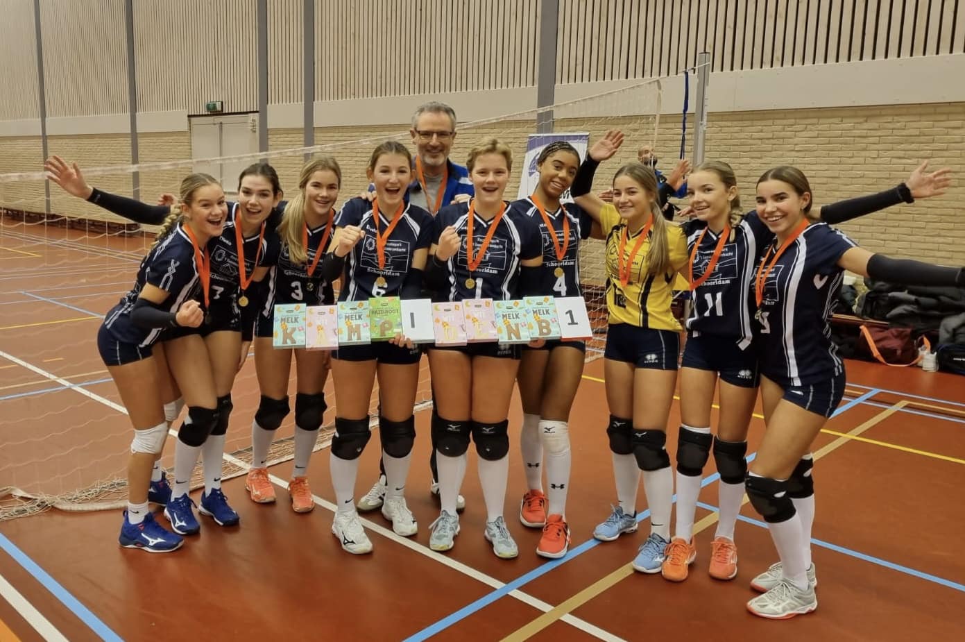 Dinto MB1 Kampioen Hoofdklasse