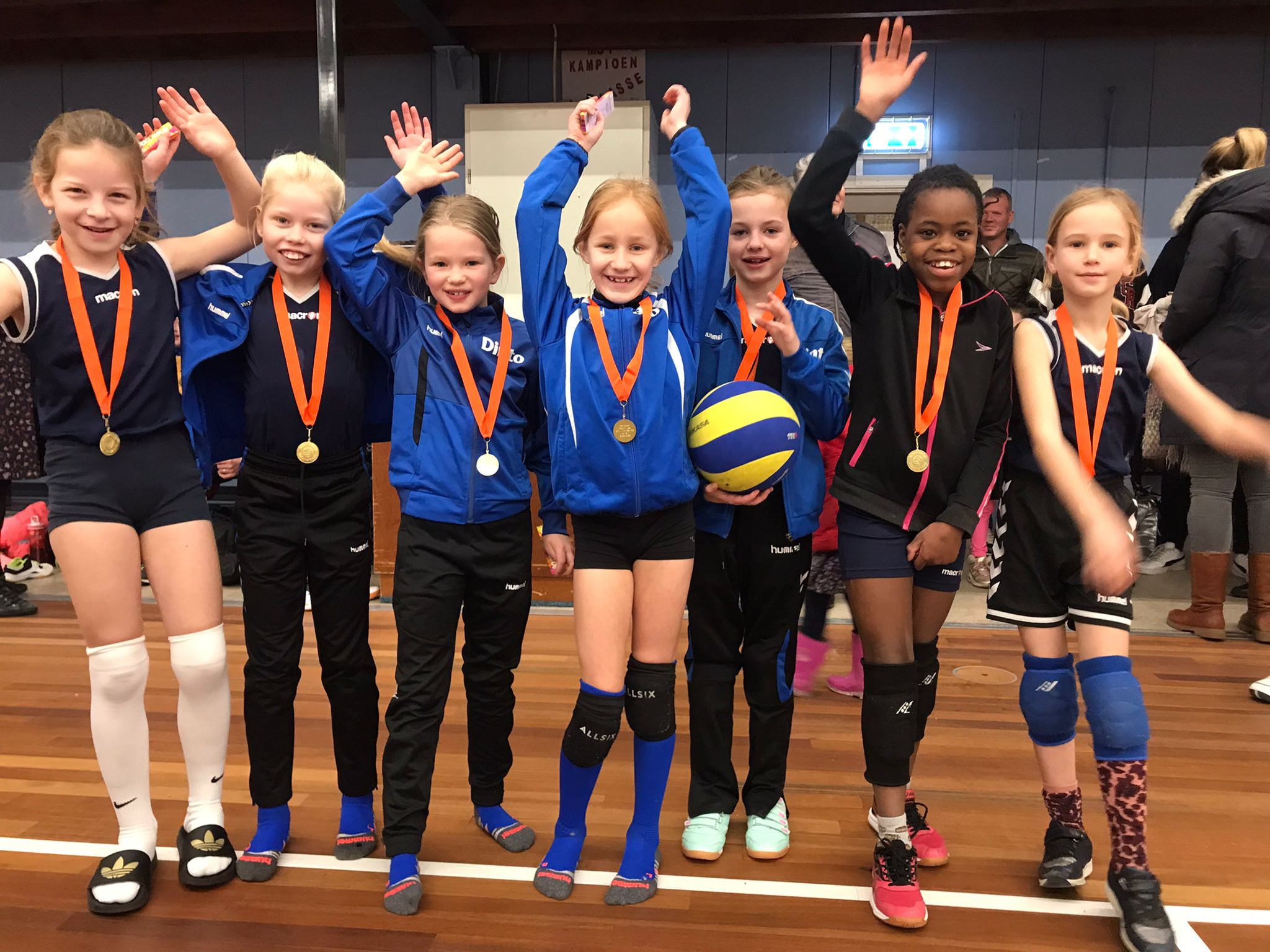 CMV teams verdienen medailles