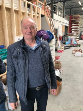 5D5679E3-6984-4C19-8763-08E3B5093443