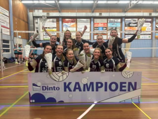 2-4-2025 Dames 2 Kampioen